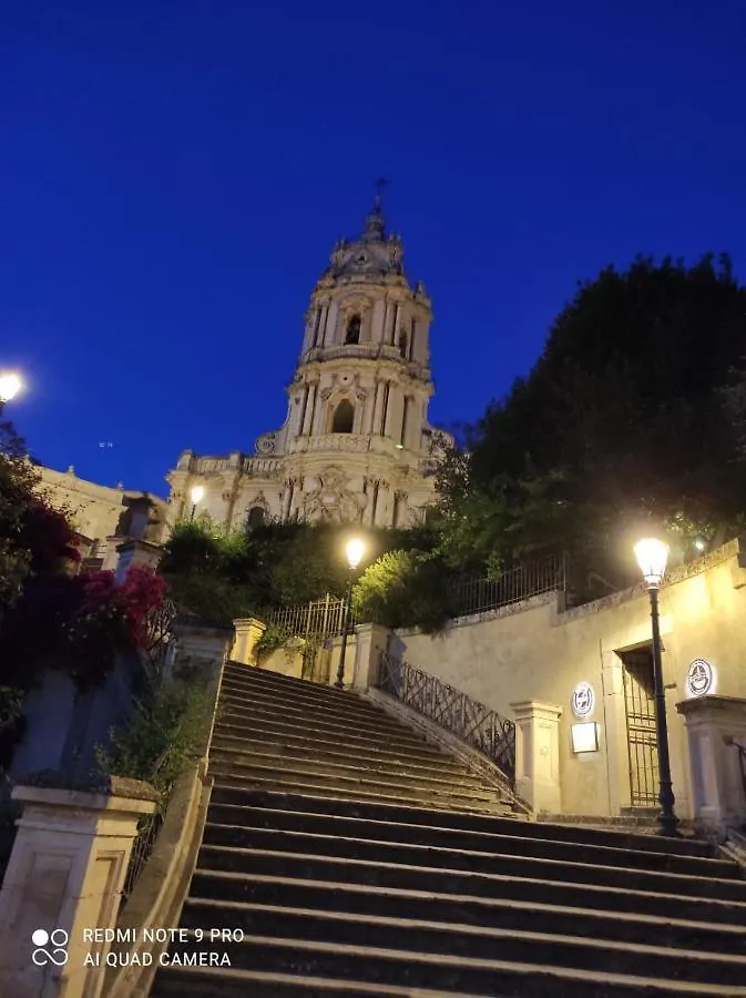 Giglio Home Modica 0*,